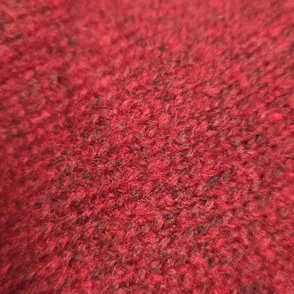 Elegant Red Women's Knit Pants & Sweater Set - Picture 7 of 7